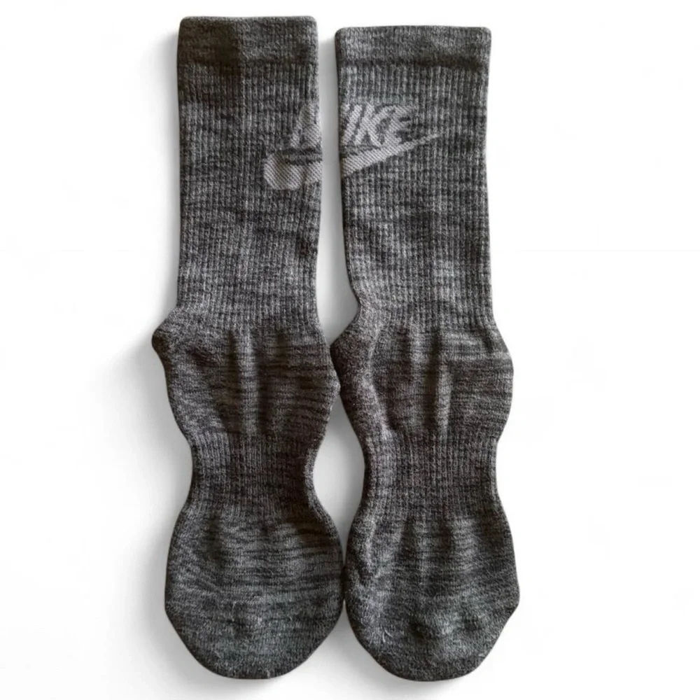 Nike Boys Performance Crew Sock - Grey Heather - Medium NWOT